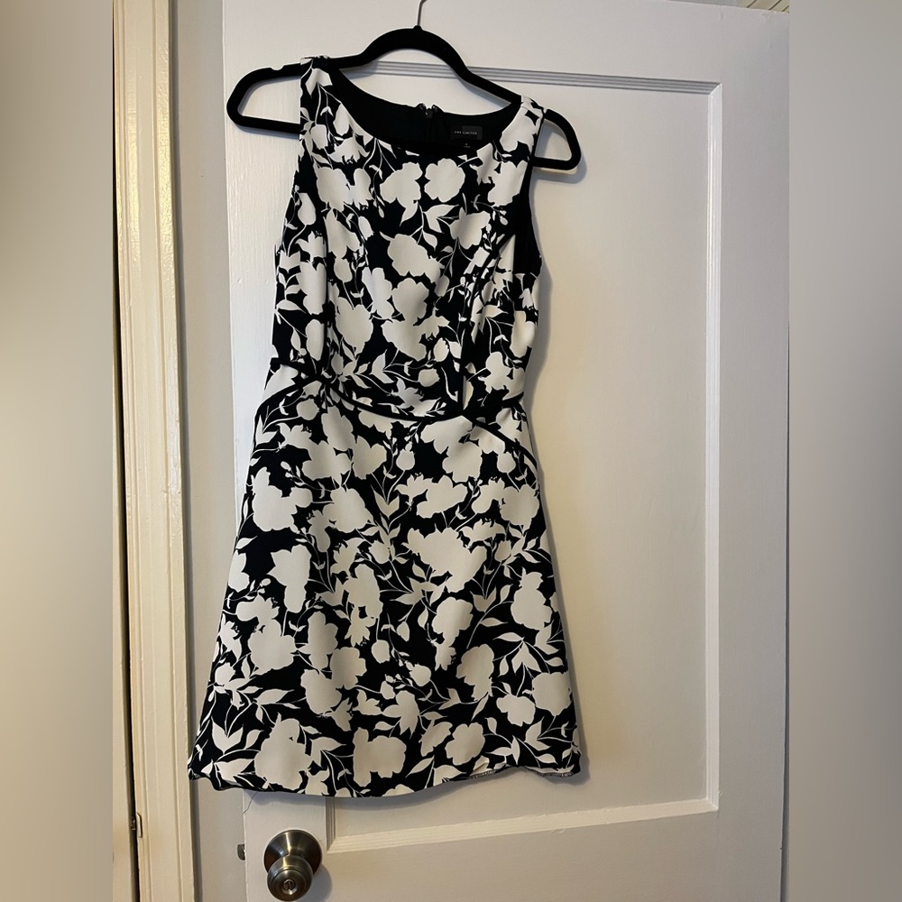 Black and white floral dress size 0